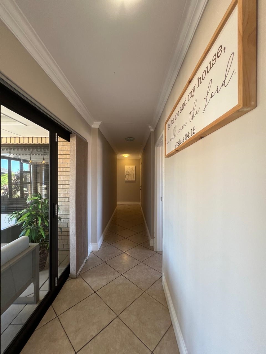 3 Bedroom Property for Sale in Weybridge Park Eastern Cape